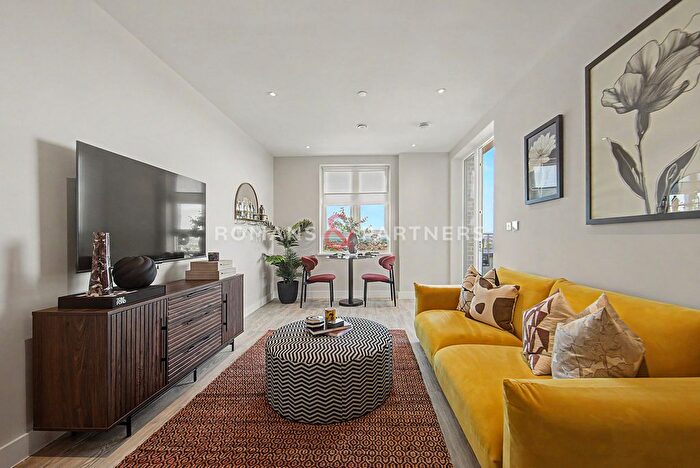 1 Bedroom Flat To Rent In The Liberty, Dagenham Green, RM9