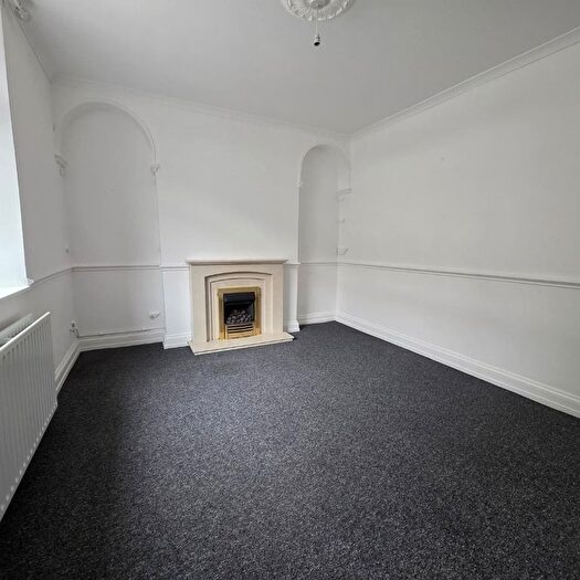 2 Bedroom End Of Terrace House To Rent In Queen Street, Blaengarw, CF32