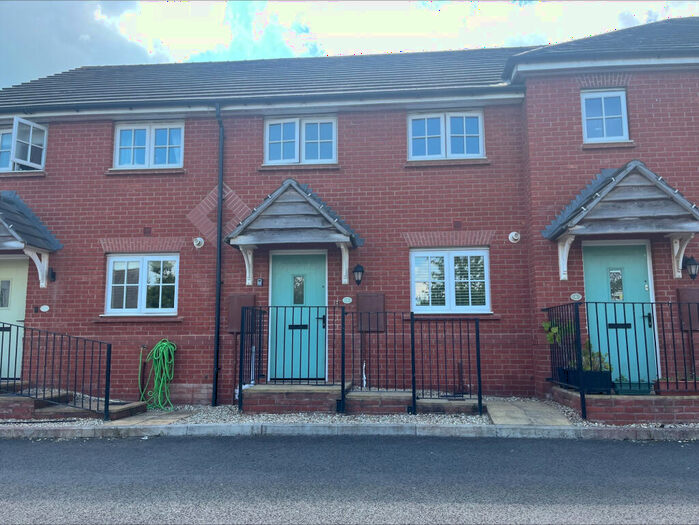 2 Bedroom Terraced House To Rent In Dawlish Home, EX7