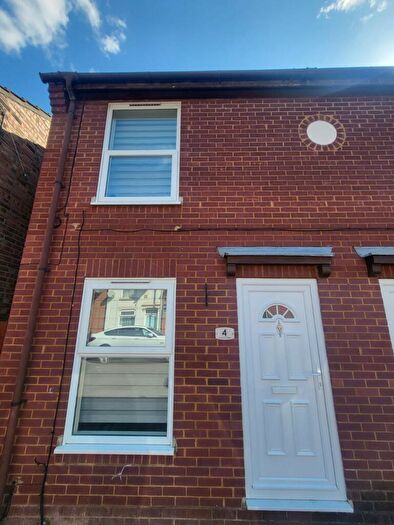 2 Bedroom Maisonette To Rent In Shelley Street, Ipswich, IP2