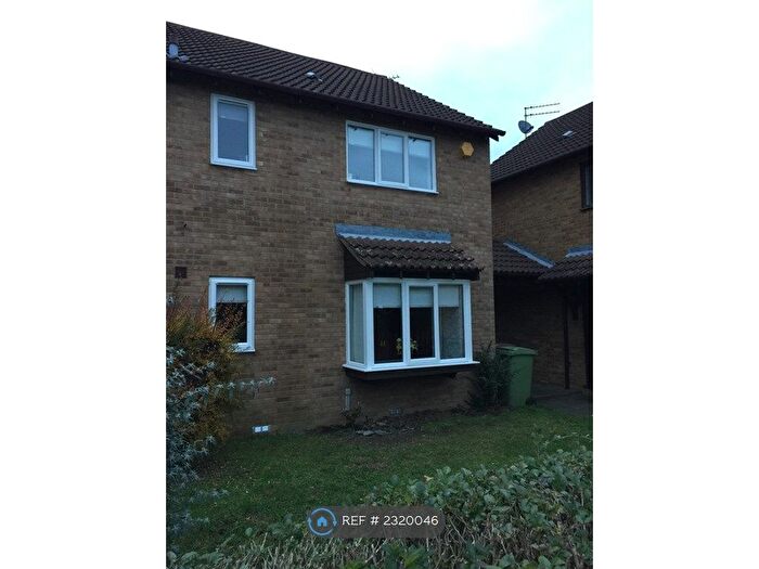 1 Bedroom End Of Terrace House To Rent In Senwick Drive, Wellingborough, NN8