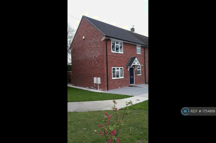 2 Bedroom Semi-Detached House To Rent In Beaufighter Road, West Malling, ME19