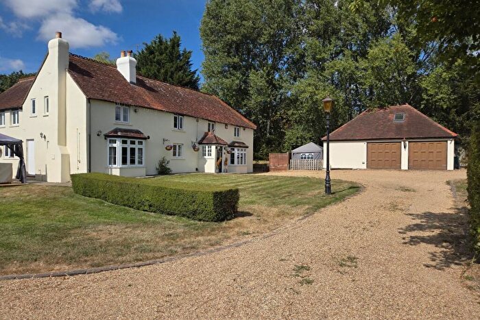 6 Bedroom Detached House For Sale In Furzeley Corner, Denmead, PO7