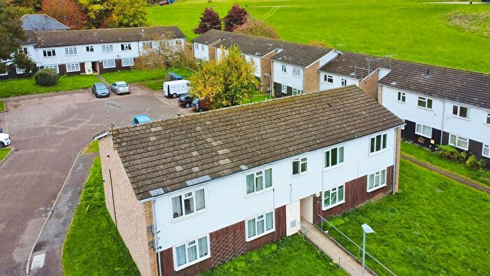 2 Bedroom Flat For Sale In Downside, Hemel Hempstead, HP2