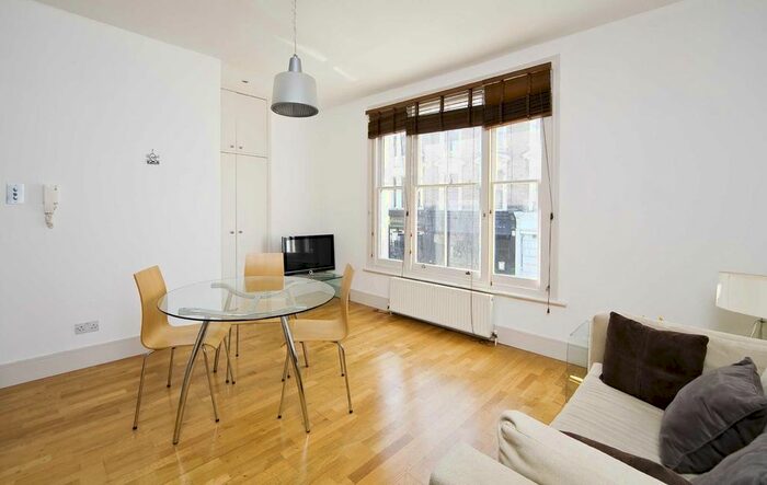1 Bedroom Flat To Rent In Kensington Park Road, London, W11