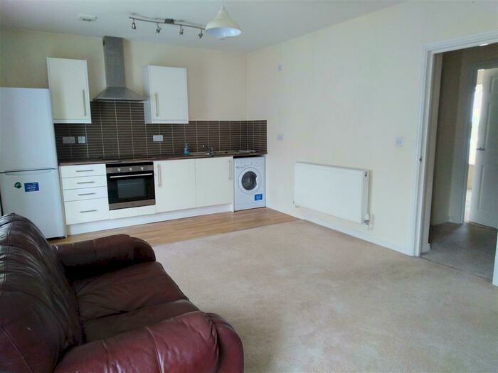 1 Bedroom Property To Rent In Mansel Street, Swansea, SA1