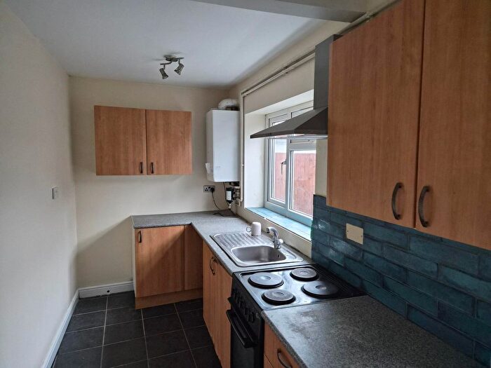 Studio To Rent In Birchensale Road, Redditch, B97
