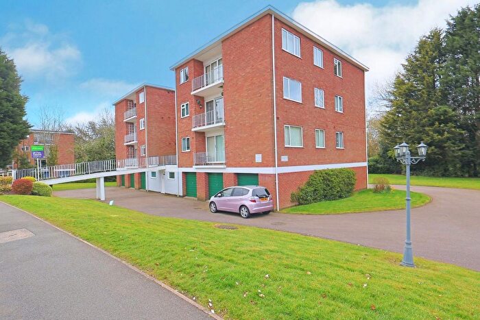 2 Bedroom Flat For Sale In Chaddesley Court, Nod Rise, Coventry, CV5