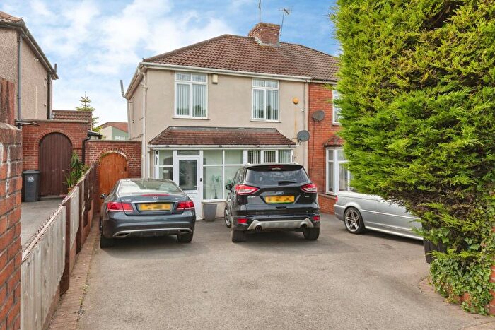 3 Bedroom Semi Detached House For Sale In Wells Road, Bristol, BS14