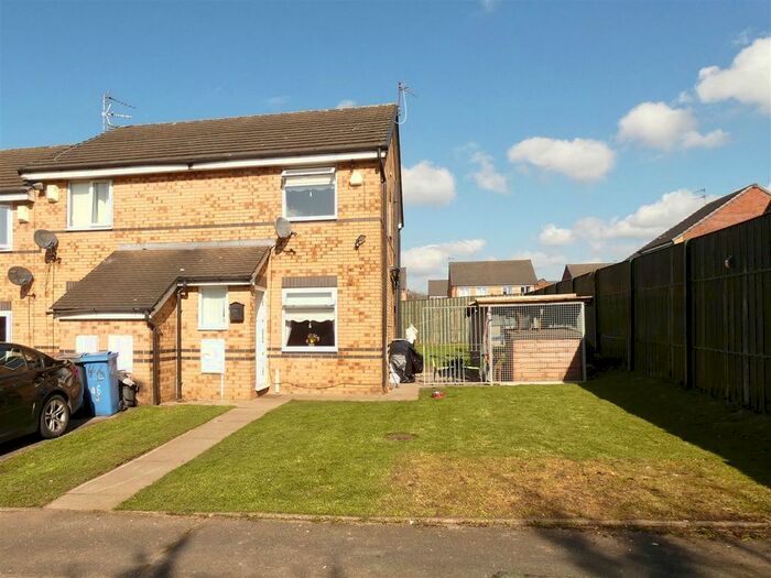 Houses for sale & to rent in L28 5RL, Little Moss Hey, Stockbridge