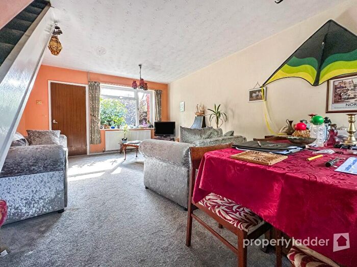 3 Bedroom End Of Terrace House For Sale In Brayfield Way, Old Catton, NR6