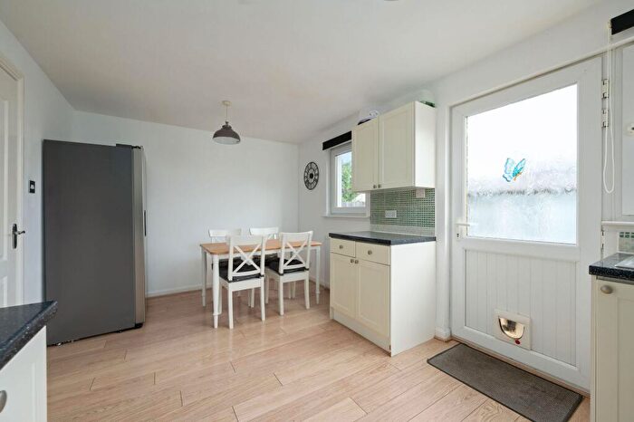 2 Bedroom Semi-Detached House For Sale In Willow Brae, Plean, FK7