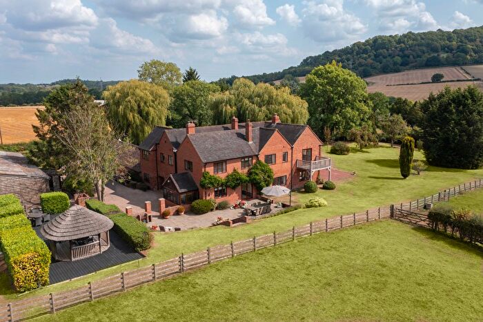 8 Bedroom Equestrian For Sale In Worcester, Worcestershire, WR6