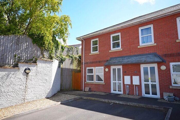 3 Bedroom Terraced House To Rent In Ackland Close, Bideford, EX39