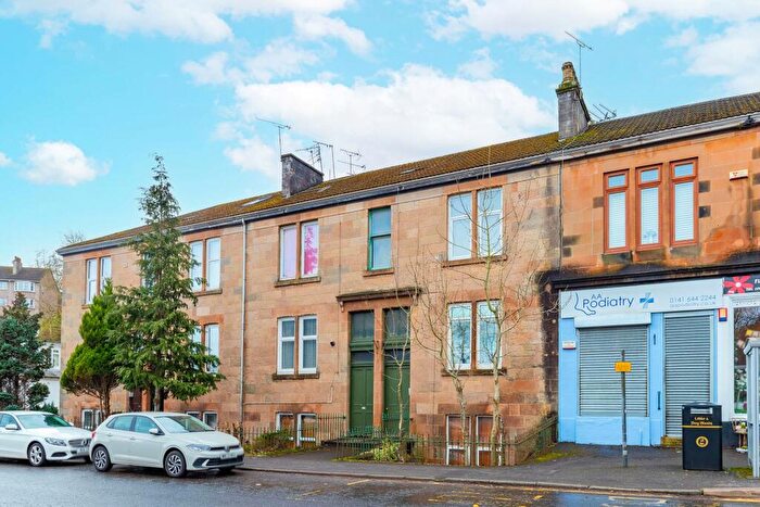 2 Bedroom Apartment For Sale In Busby Road, Clarkston, Glasgow, East Renfrewshire, G76