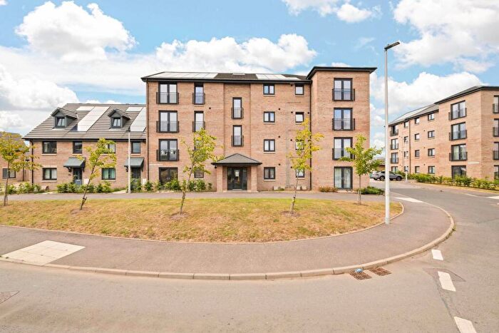 2 Bedroom Flat For Sale In St Aidens Road, Edinburgh, EH16
