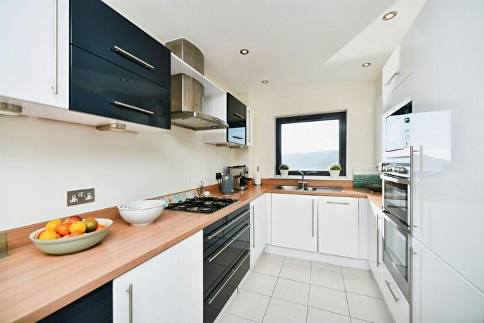 2 Bedroom Apartment For Sale In West Quay, Newhaven, BN9