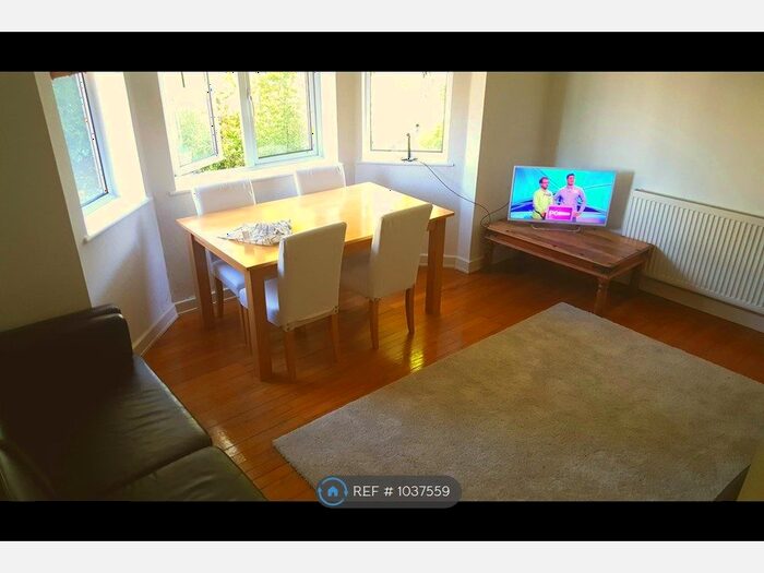 2 Bedroom Flat To Rent In Montenotte Road, London, N8