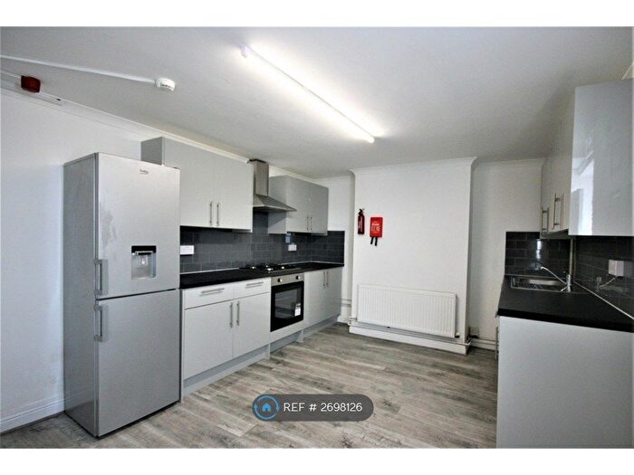 5 Bedroom Terraced House To Rent In Dover Street, Reading, RG1