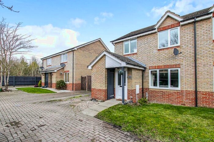 3 Bedroom Semi-Detached House For Sale In High Street, Great Eversden, CB23