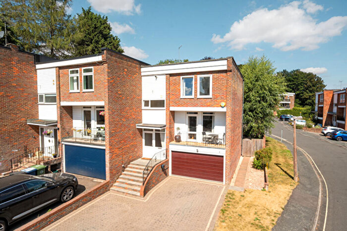 4 Bedroom House For Sale In Elmtree Green, Great Missenden, HP16