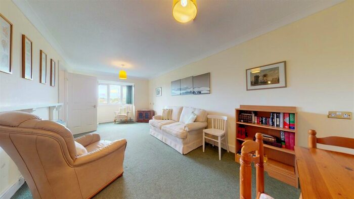 2 Bedroom Retirement Property For Sale In Westwood Court, Stanwell Road, Penarth, CF64
