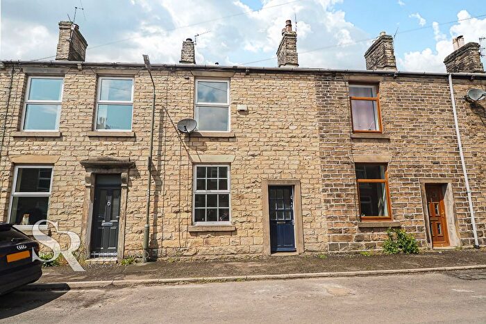 2 Bedroom Terraced House To Rent In Wirksmoor Road, New Mills, SK22