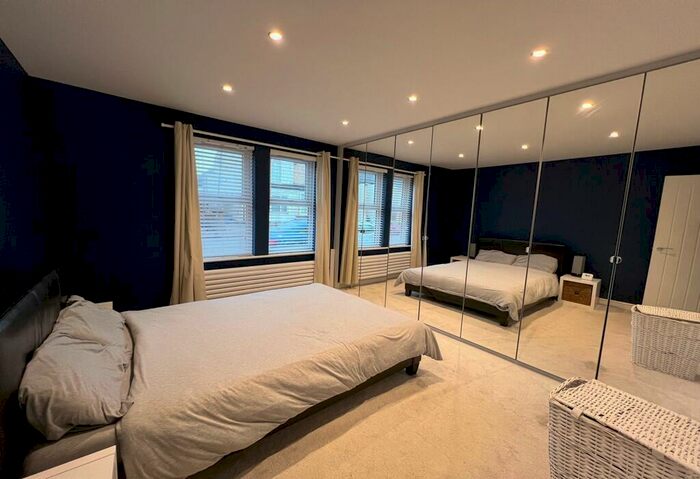 1 Bedroom Maisonette To Rent In Birkbeck Road, Sidcup, Kent, DA14