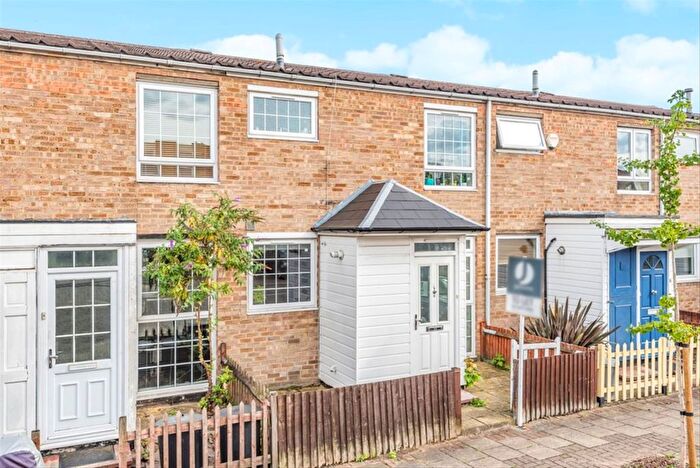 3 Bedroom Terraced House To Rent In Hanson Close, Balham, SW12