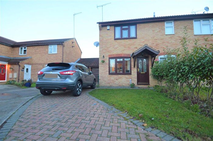 2 Bedroom Semi-Detached House To Rent In Steele Avenue, Greenhithe, DA9