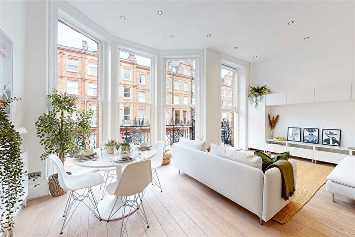 1 Bedroom Flat To Rent In Nottingham Place, London, W1U