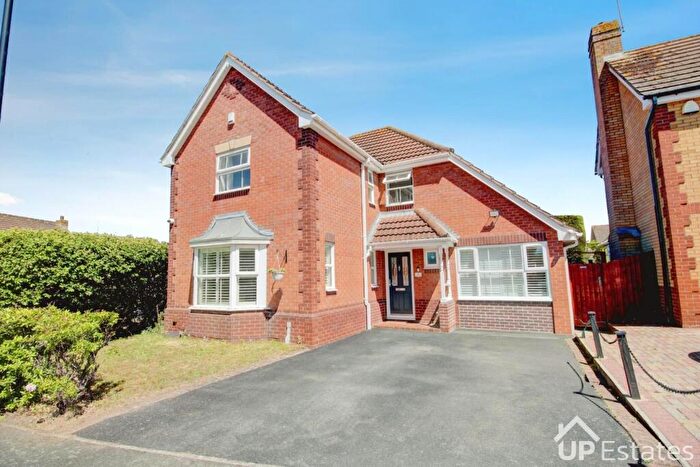 4 Bedroom Detached House For Sale In Chelney Walk, Morrisons Estate, Binley, Coventry, CV3