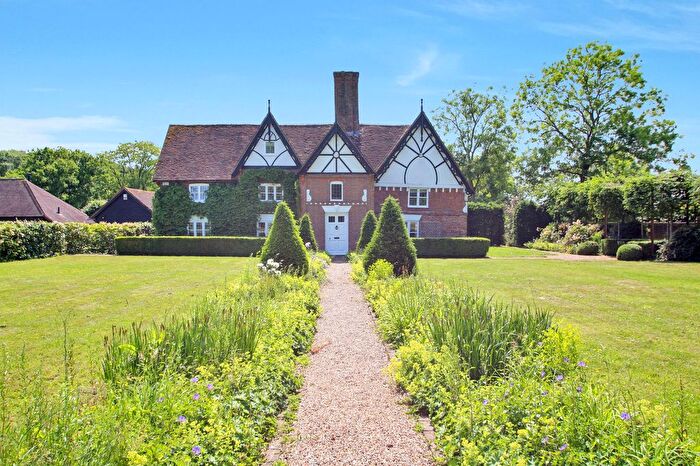 5 Bedroom Detached House For Sale In Bugglesden Road, St. Michaels, TN30
