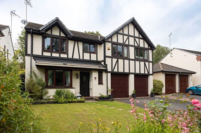 5 Bedroom Detached House For Sale In Coppice Close, Fremington, EX31