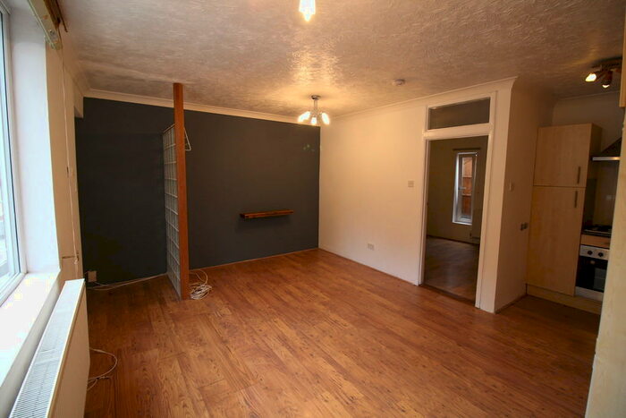 1 Bedroom Terraced Bungalow To Rent In Priory Crescent, Southsea, PO4