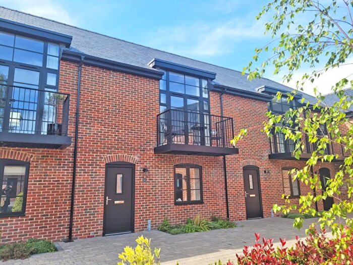2 Bedroom Terraced House For Sale In Connaught Place, Brockenhurst, SO42