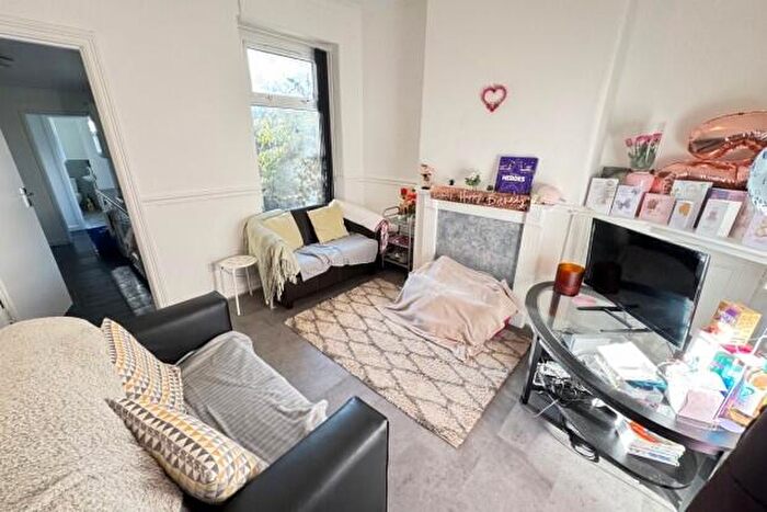 4 Bedroom Terraced House To Rent In Arran Street Cardiff, CF24