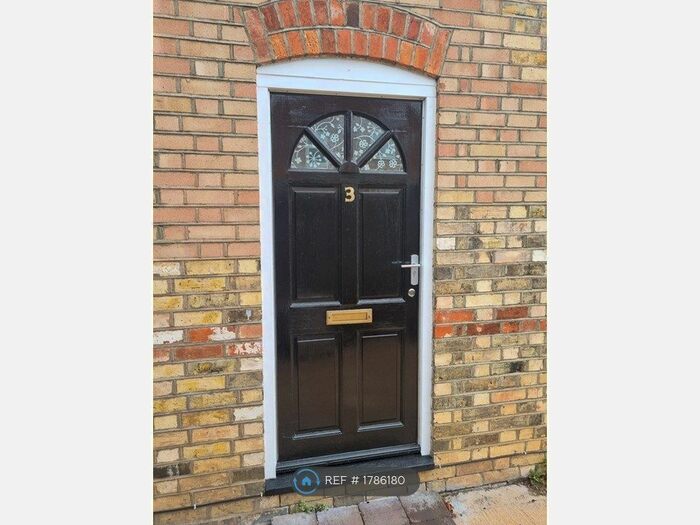 1 Bedroom Flat To Rent In Padholme Road, Peterborough, PE1