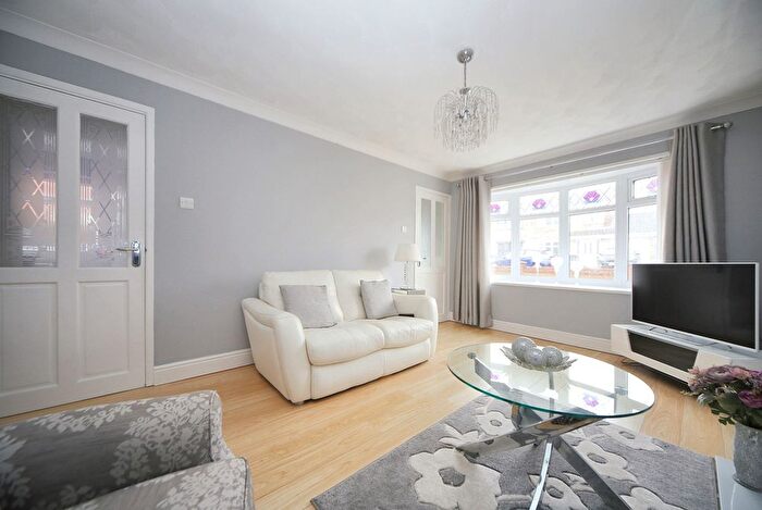 2 Bedroom Bungalow For Sale In Sherborne Road, Orrell, WN5