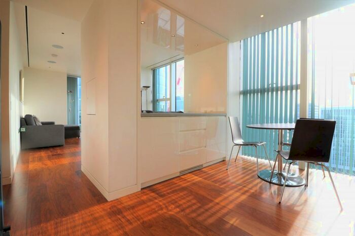 1 Bedroom Apartment To Rent In The Heron, Moor Lane, City Of London, Moorgate, Barbican, London, EC2Y