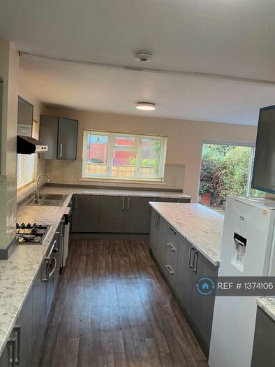 3 Bedroom Detached House To Rent In Lyndon Road, Solihull, B92