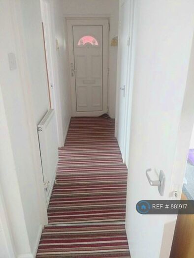 1 Bedroom Flat To Rent In Celandine Drive, London, RM13