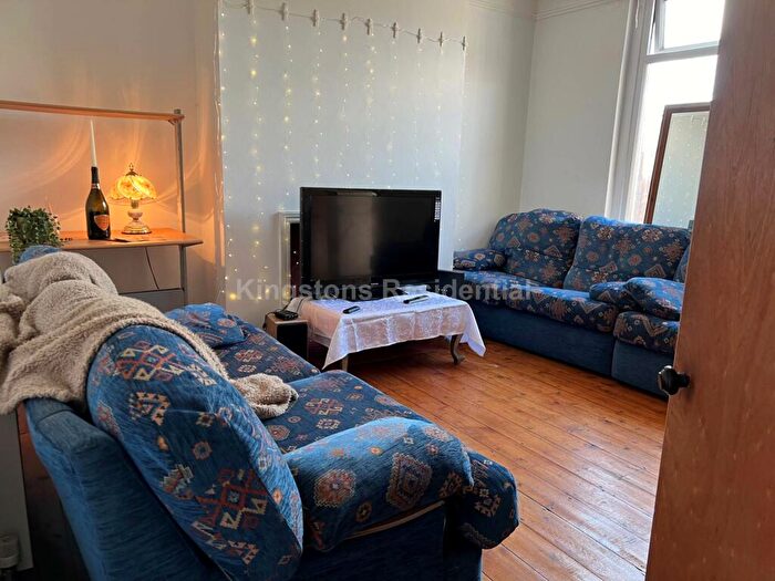 4 Bedroom Terraced House To Rent In Cosmeston Street, Cathays, Cardiff, CF24