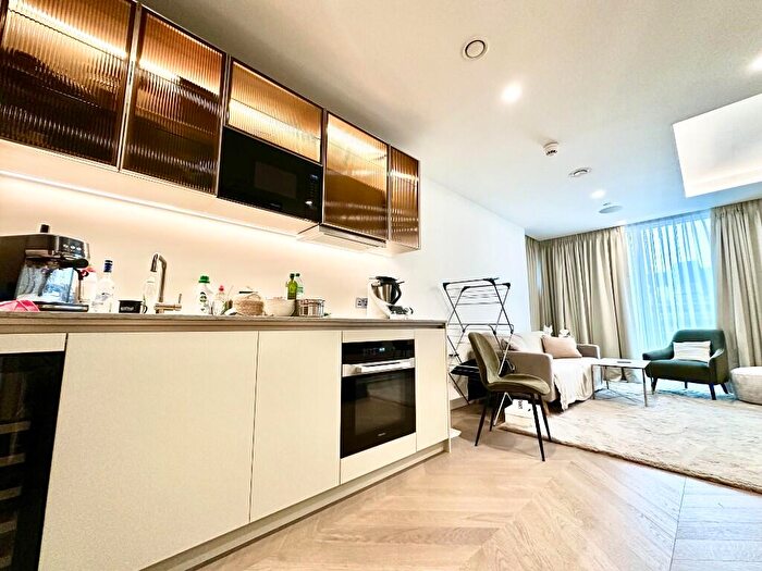 Studio To Rent In Minories, London, EC3N