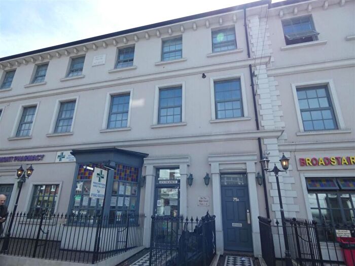 2 Bedroom Flat To Rent In High Street, Broadstairs, Kent, CT10