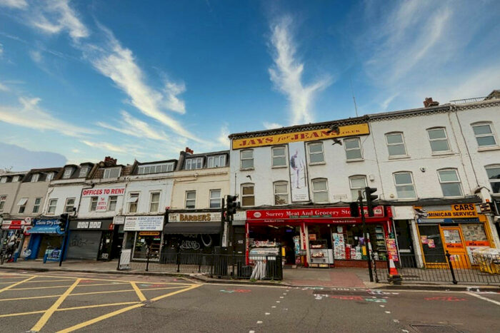 2 Bedroom Apartment To Rent In Lower Road, London, SE16