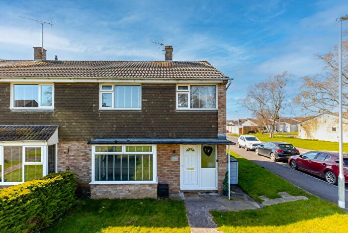 3 Bedroom Semi-Detached House For Sale In Coombe Road, Nailsea, BS48