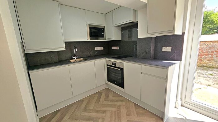 2 Bedroom Flat To Rent In Church Road, Harlesden, London, NW10