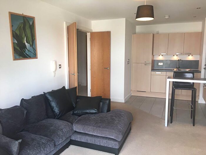 2 Bedroom Apartment To Rent In Jefferson Place, Fernie Street, Manchester, M4