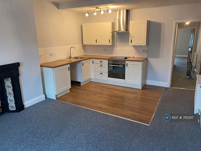 2 Bedroom Flat To Rent In High Street, Catterick, DL10